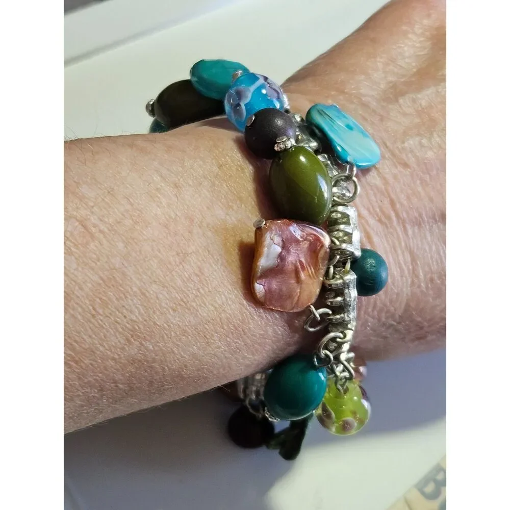 Bracelet with blue brown and green beads silver tone 7.5